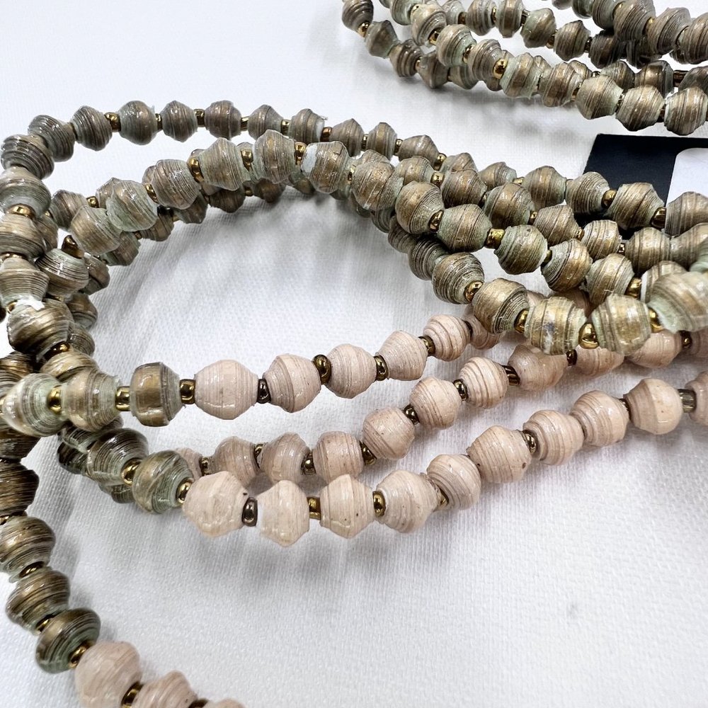 NWT - Thirty One Bits - 4 Strand Urban Knot Green & Cream Beaded 20” Necklace - Picture 7 of 8